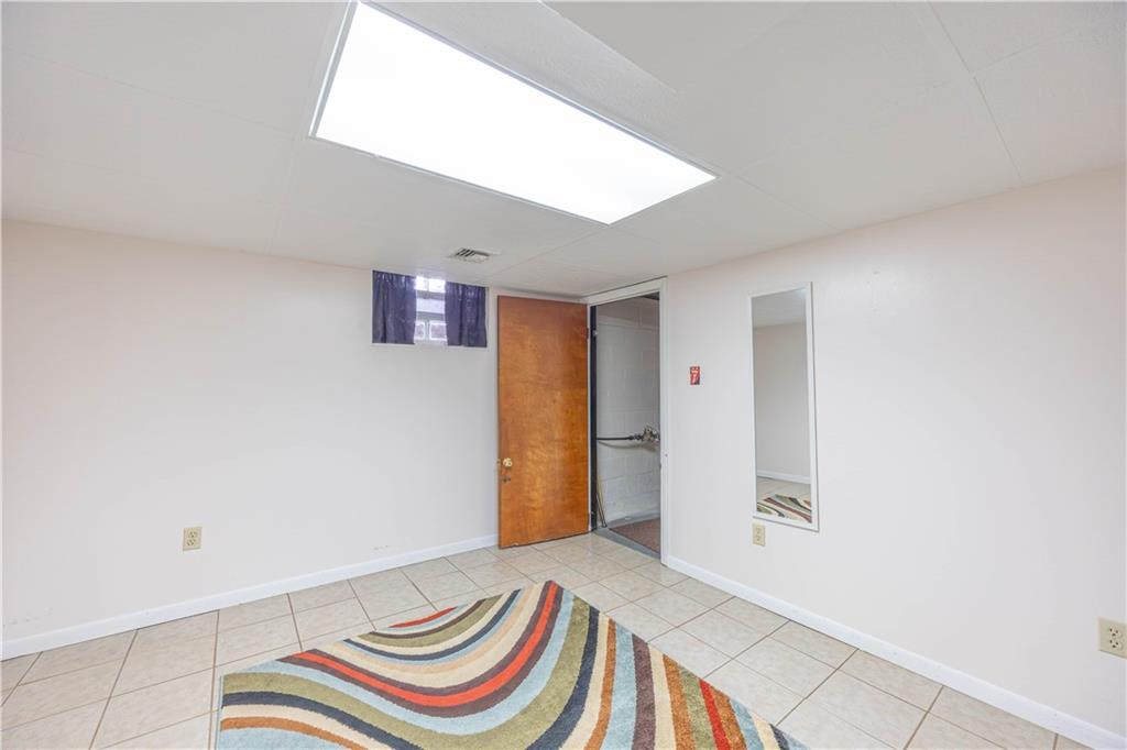 2339 Freeport Road New Kensington, PA 15068 - Photo 27 of 31