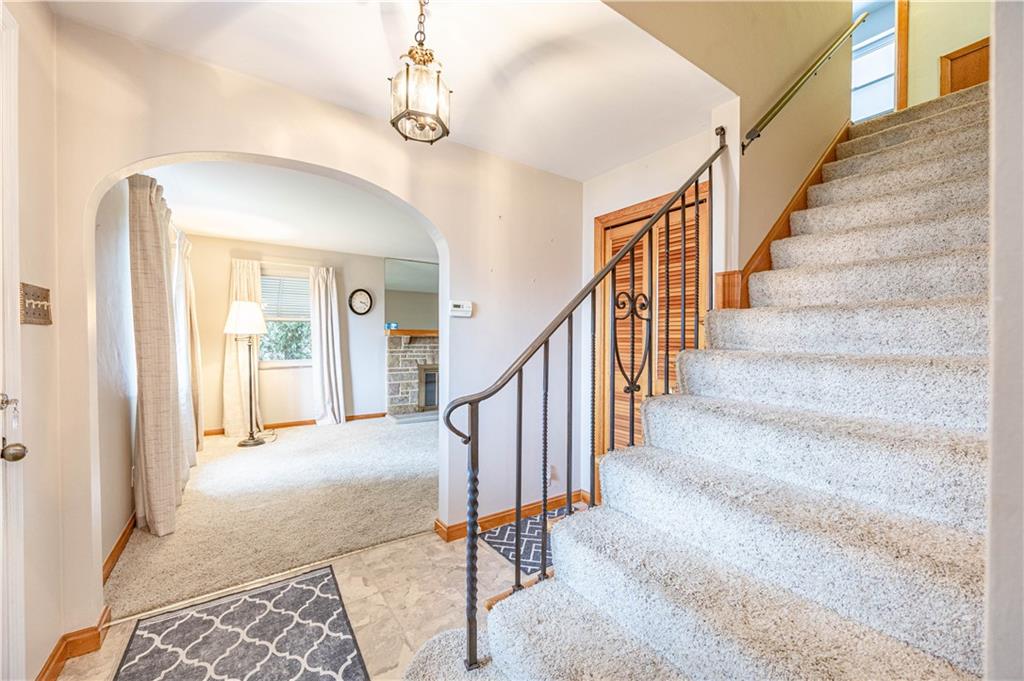 2339 Freeport Road New Kensington, PA 15068 - Photo 3 of 31