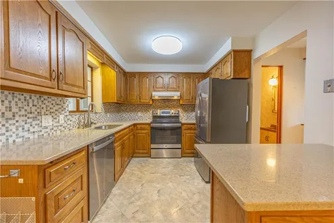 $229,900 | 2339 Freeport Road, New Kensington, PA 15068