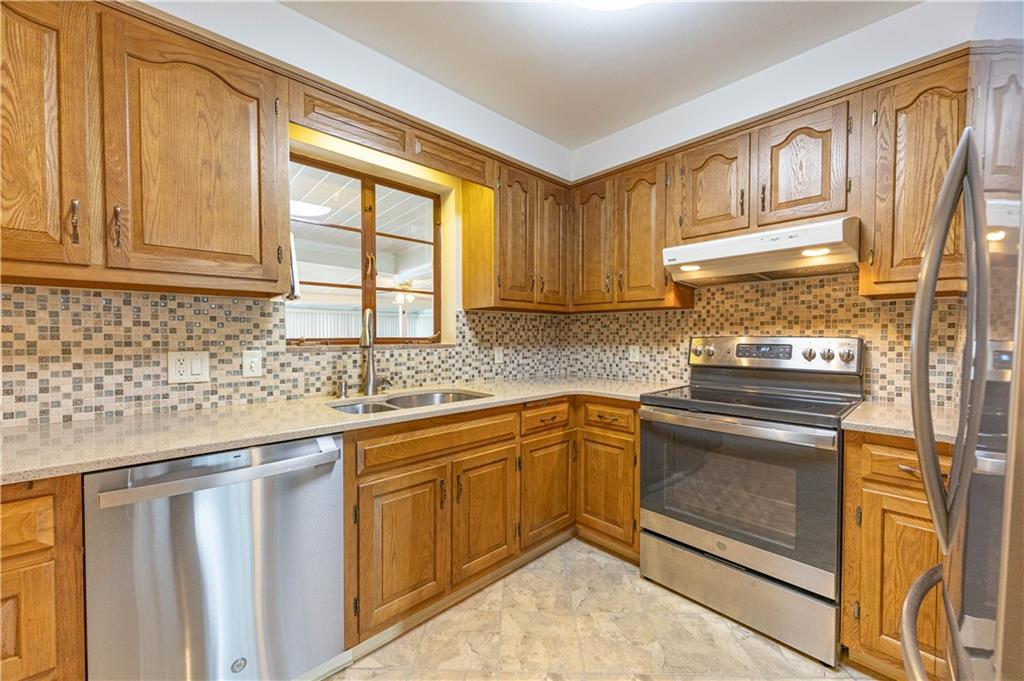 2339 Freeport Road New Kensington, PA 15068 - Photo 10 of 31