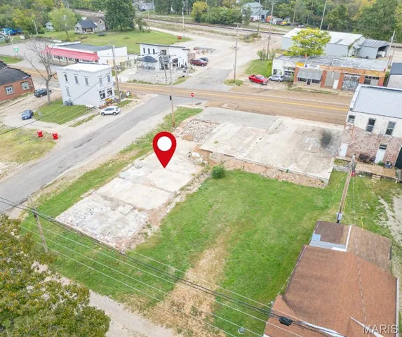 $50,000 | 124 North Commercial Street, Crocker, MO 65452