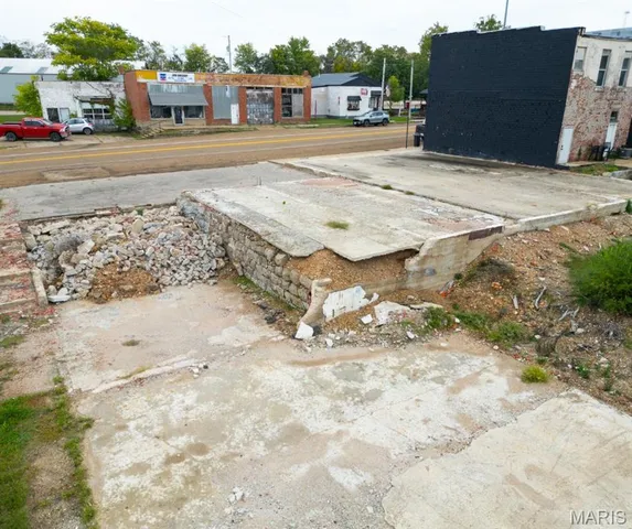 $50,000 | 124 North Commercial Street, Crocker, MO 65452