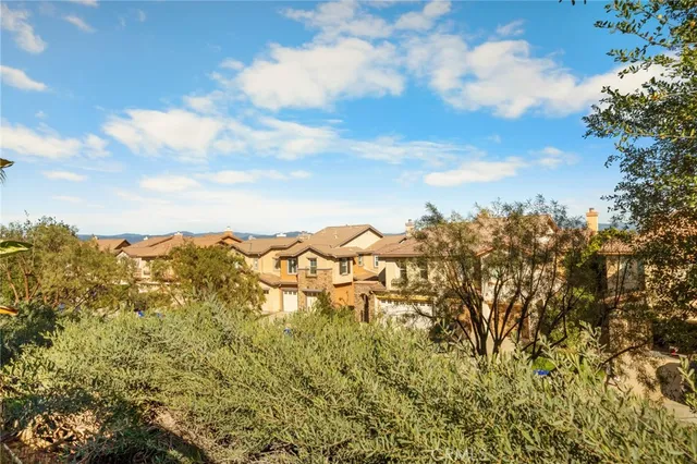 $820,000 | 26640 Via Bellazza, Valencia, CA 91381