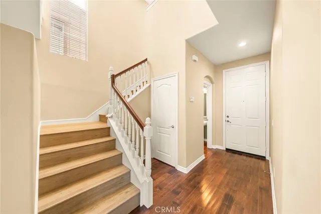 $820,000 | 26640 Via Bellazza, Valencia, CA 91381