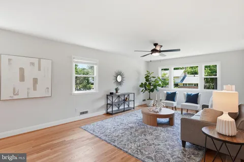 $850,000 | 8501 Cherry Valley Lane, Alexandria, VA 22309