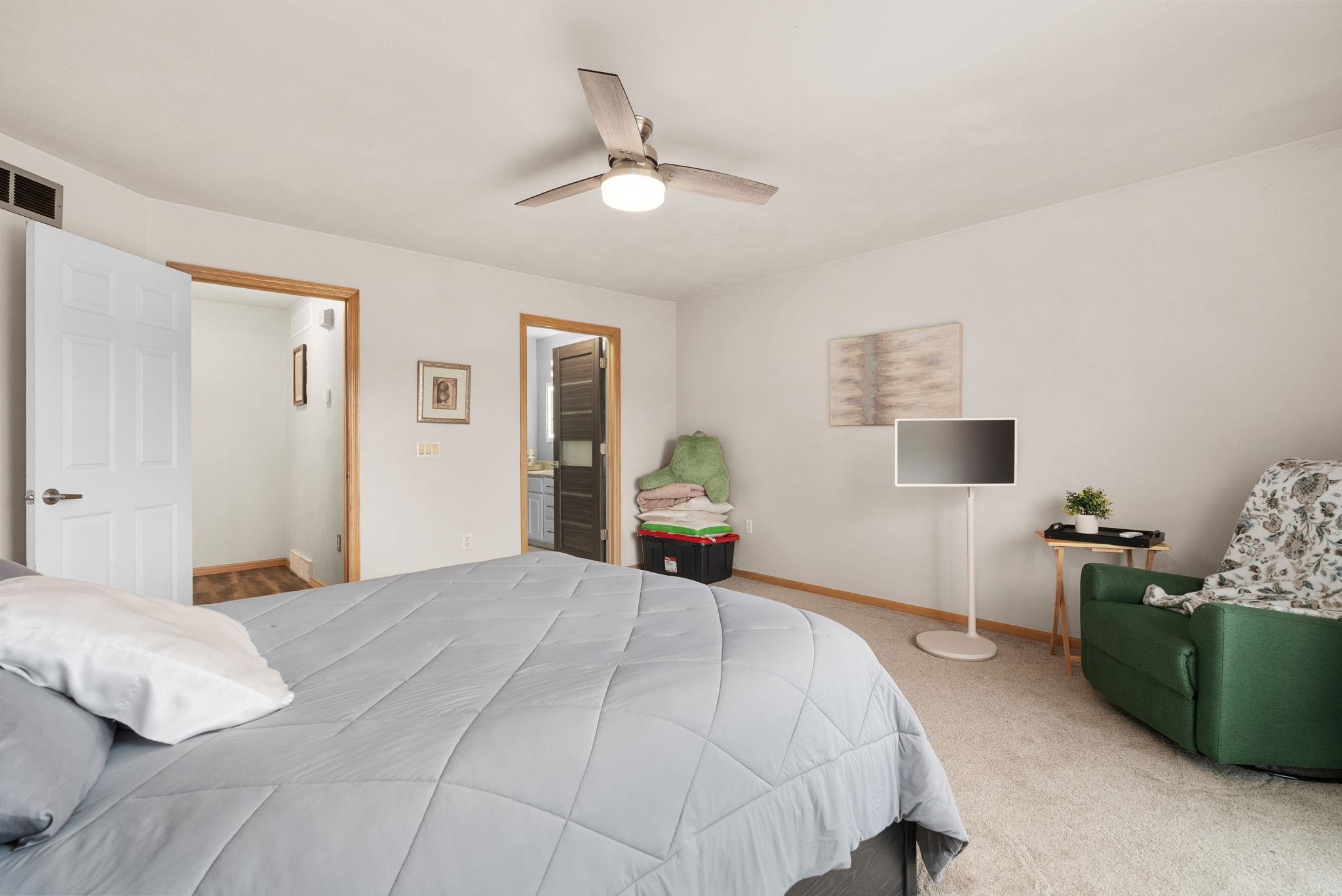 6132 Culpepper Lane Madison, WI 53718 - Photo 19 of 34