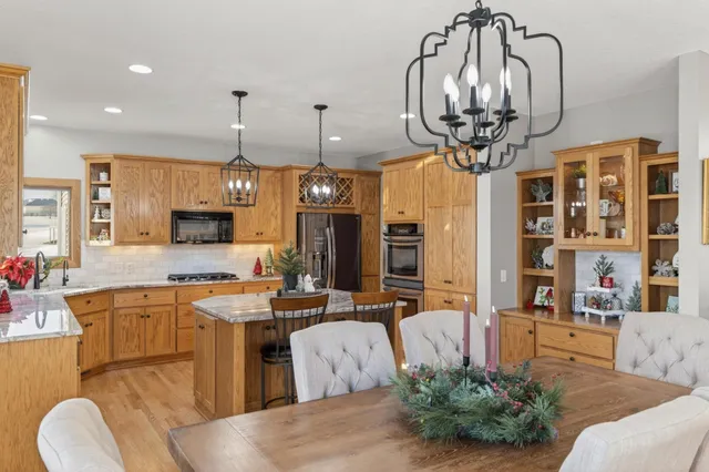 $825,000 | 26415 Wyldewood Drive, Webster, MN 55088