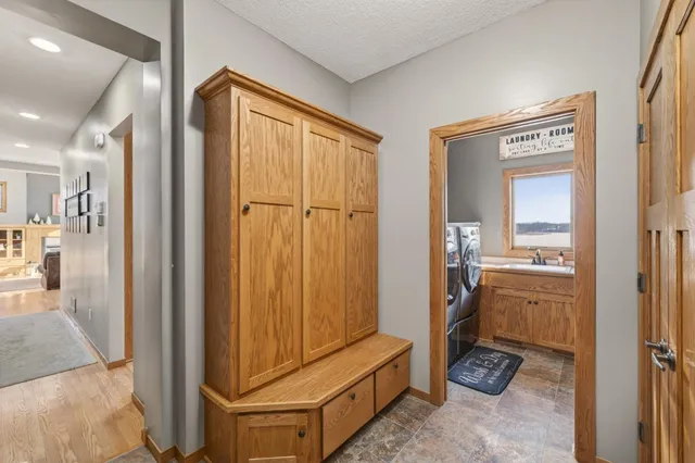 $825,000 | 26415 Wyldewood Drive, Webster, MN 55088