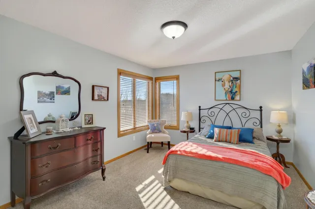 $825,000 | 26415 Wyldewood Drive, Webster, MN 55088