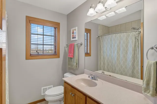 $825,000 | 26415 Wyldewood Drive, Webster, MN 55088