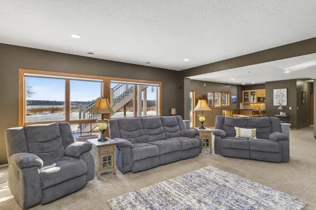 $825,000 | 26415 Wyldewood Drive, Webster, MN 55088