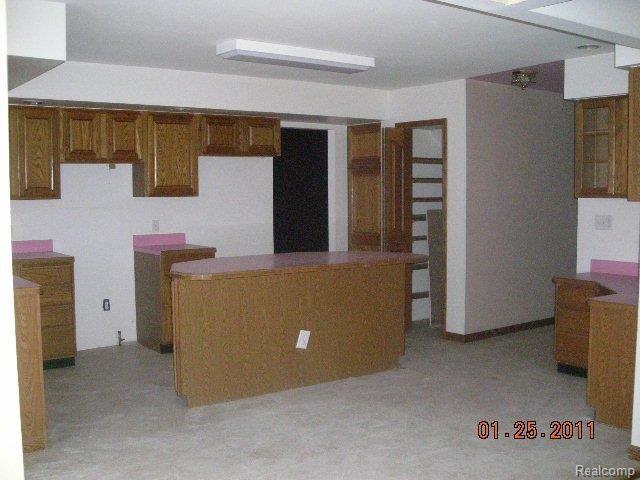 17580 Lohr Road Belleville, MI 48111 - Photo 4 of 16 Kitchen 1