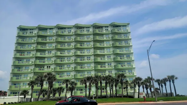 $2,550 | 9420 Seawall Boulevard, Unit 601, Galveston, TX 77554