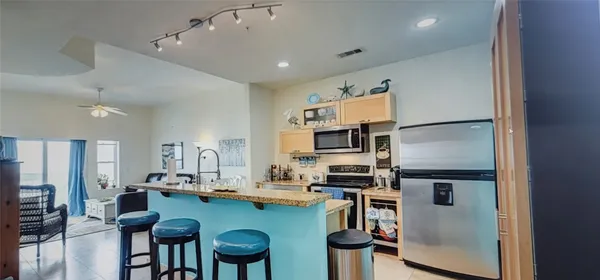 $2,550 | 9420 Seawall Boulevard, Unit 601, Galveston, TX 77554