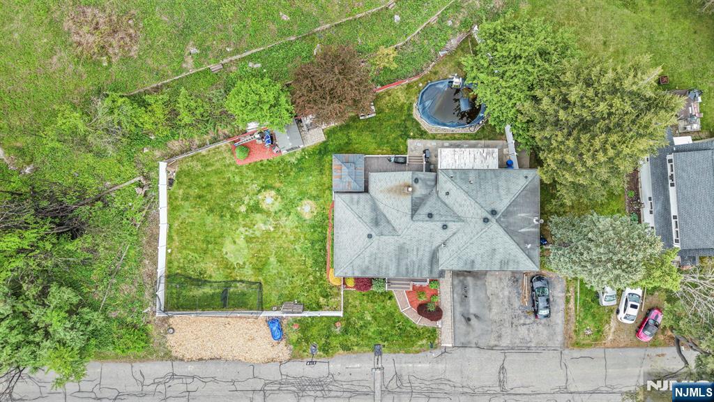 22 Federal Hill Road Pompton Lakes, NJ 07442 - Photo 37 of 40