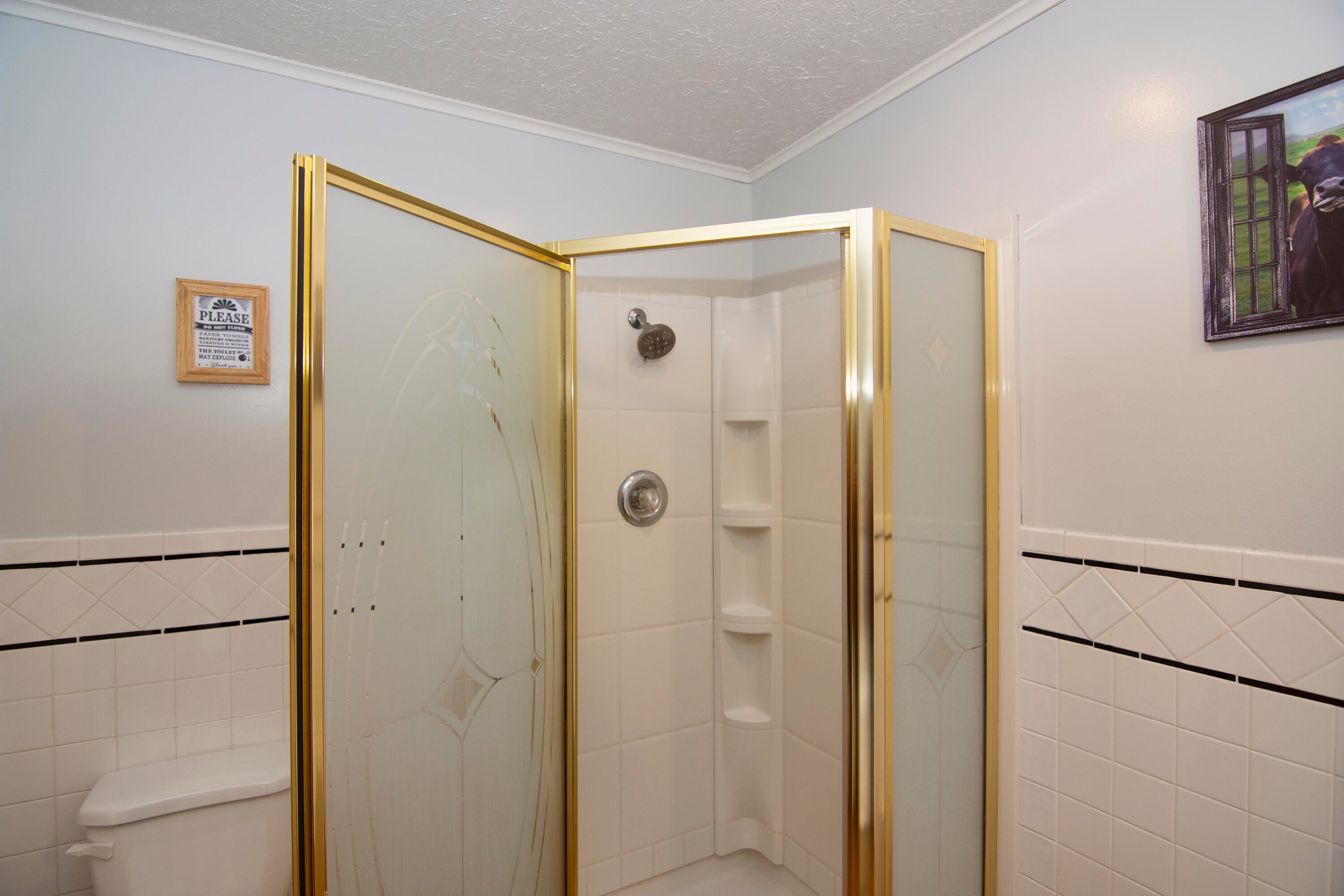2148 Stone House Road Caldwell, WV 24925 - Photo 32 of 82 Gallery Image 32