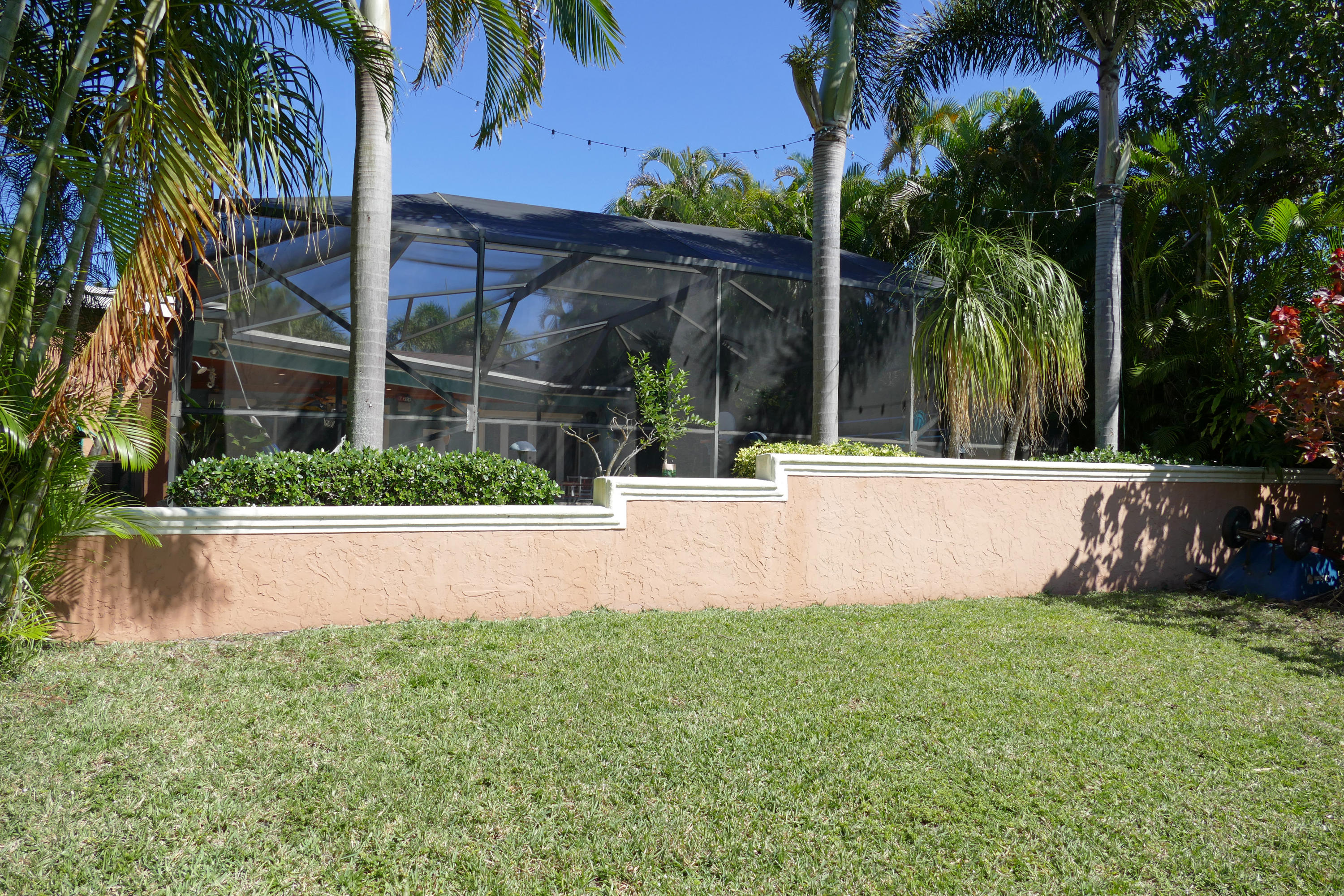4680 Brandywine Drive Boca Raton, FL 33487 - Photo 28 of 40 Exterior Back