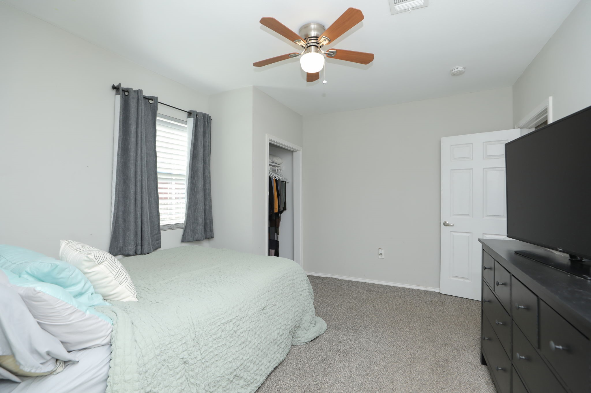 323 North Outlar Street Wharton, TX 77488 - Photo 17 of 39