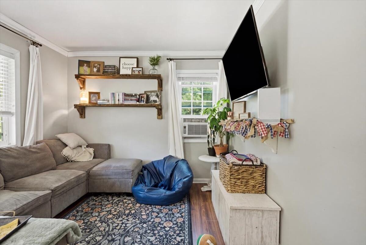 558 Roxbury Road Mexico, ME 04257 - Photo 24 of 51 24-Living Room 01