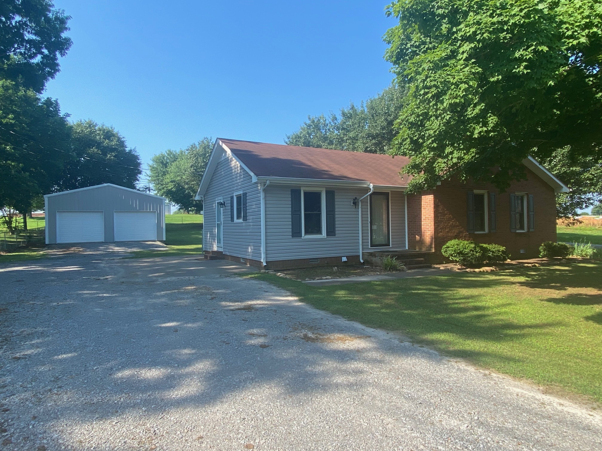 156 Monks Road Fayetteville, TN 37334 - Photo 3 of 20 Gallery Image 3