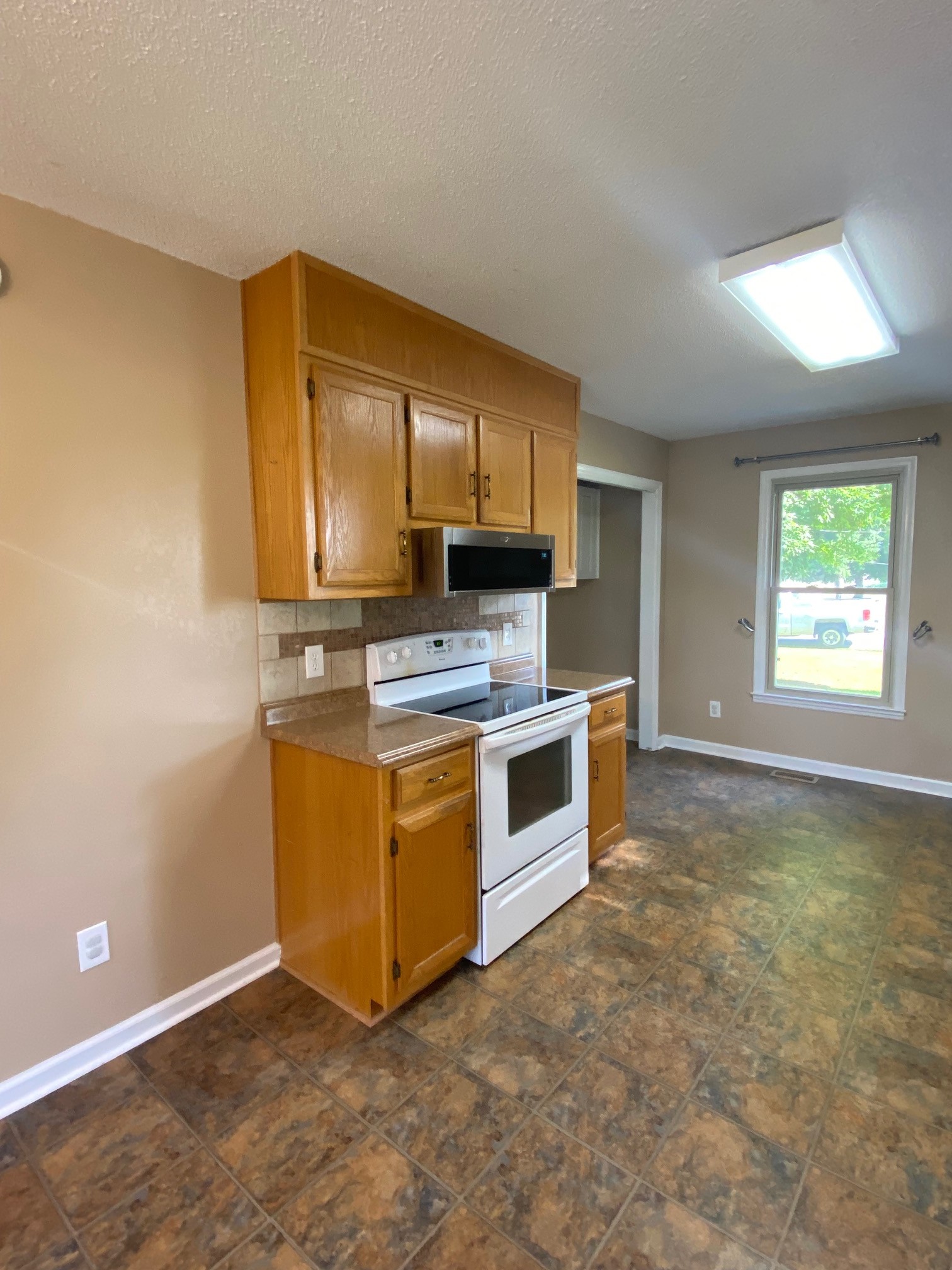 156 Monks Road Fayetteville, TN 37334 - Photo 9 of 20 Gallery Image 9