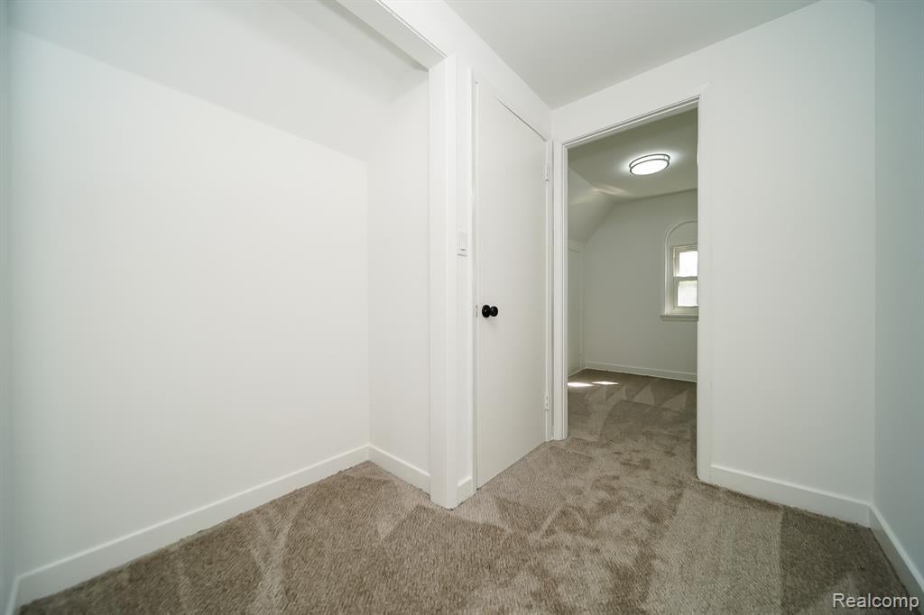 260 Cherokee Road Pontiac, MI 48341 - Photo 70 of 98 Gallery Image 70