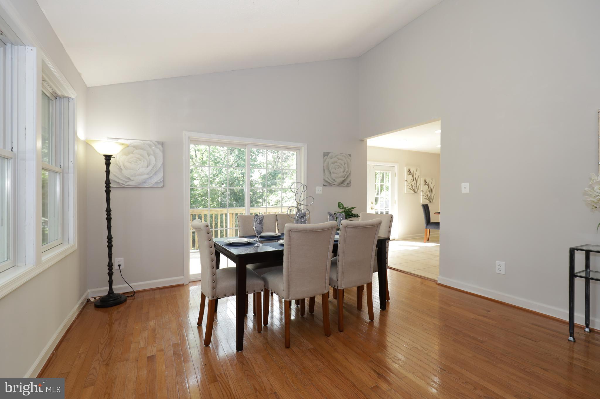 4124 Hunt Road Fairfax, VA 22032 - Photo 11 of 66 ML Dining Room