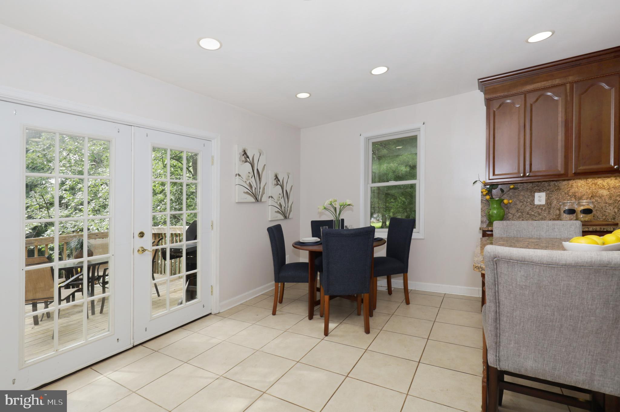 4124 Hunt Road Fairfax, VA 22032 - Photo 17 of 66 Breakfast Area