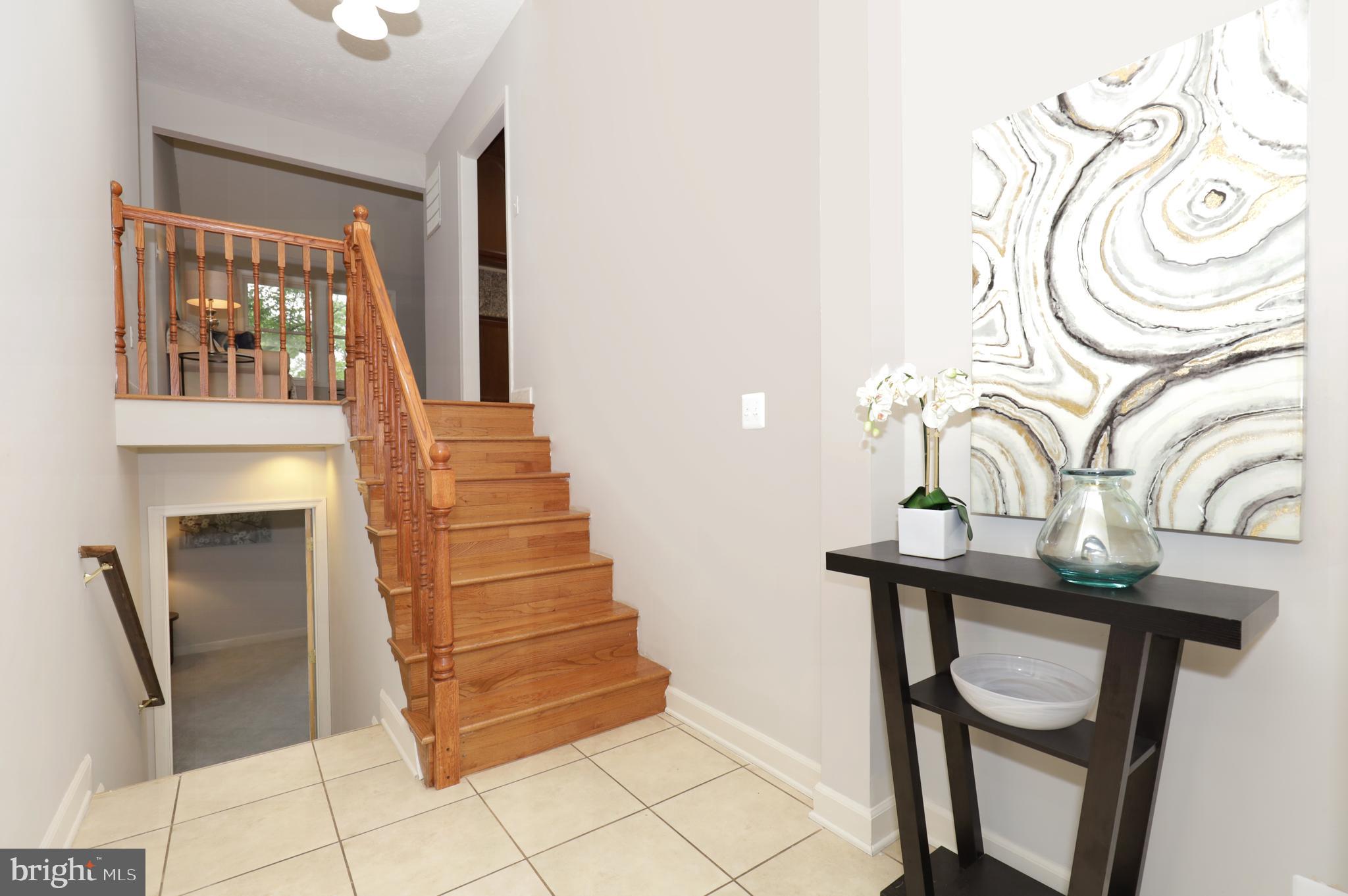 4124 Hunt Road Fairfax, VA 22032 - Photo 4 of 66 Foyer