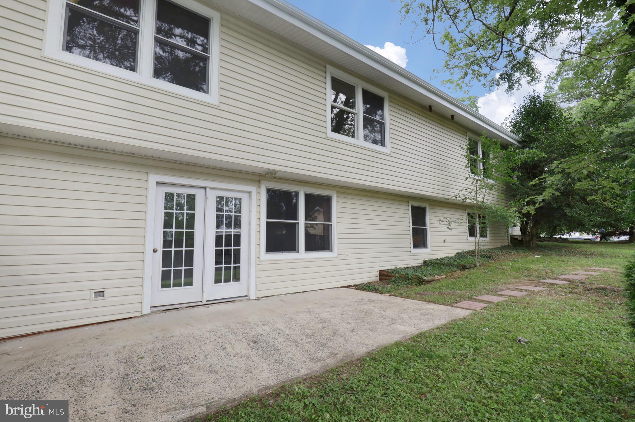 4124 Hunt Road Fairfax, VA 22032 - Photo 50 of 66 Side Exterior