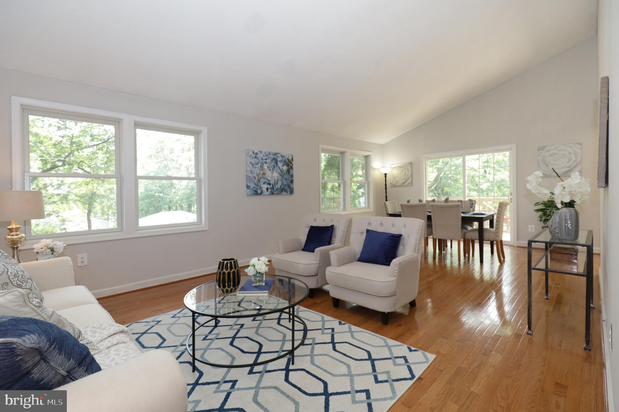 4124 Hunt Road Fairfax, VA 22032 - Photo 7 of 66 ML Living & Dining Room