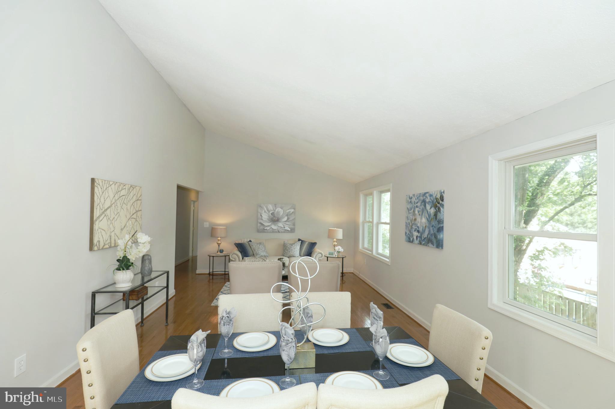4124 Hunt Road Fairfax, VA 22032 - Photo 9 of 66 ML Living & Dining Room