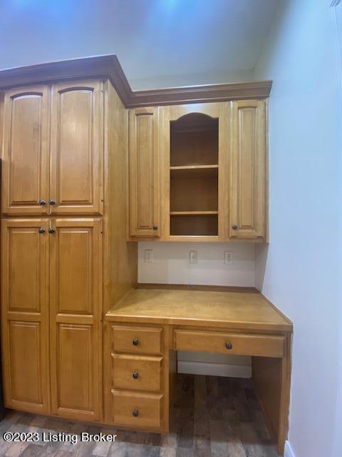 466 Tom Greer Road Bardstown, KY 40004 - Photo 18 of 56 Built in Desk