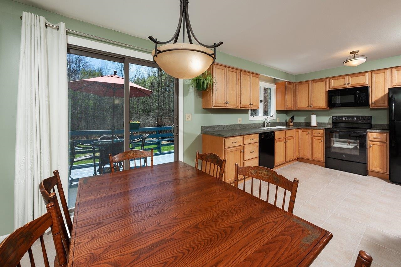 240 Beech Ridge Road York, ME 03909 - Photo 10 of 39 Gallery Image 10