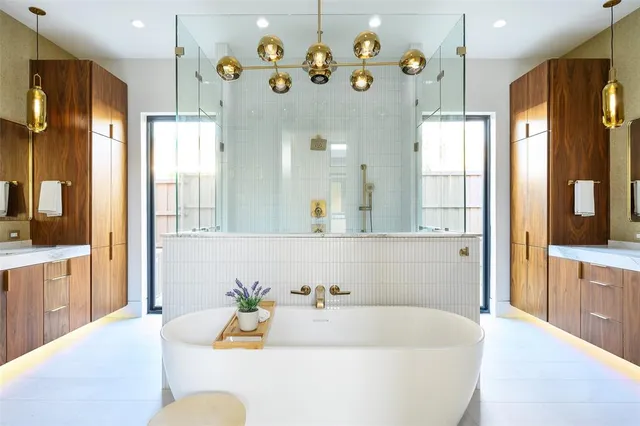 $3,125,000 | 10142 Coppedge Lane, Dallas, TX 75229