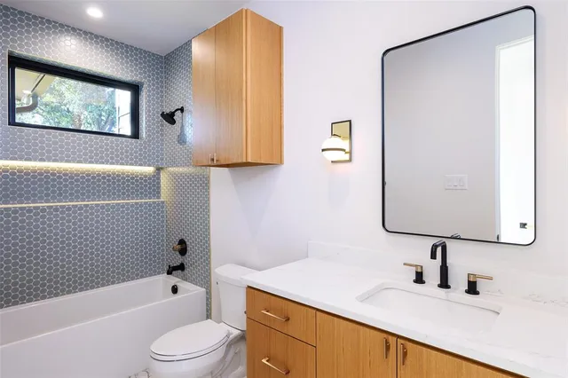 $3,125,000 | 10142 Coppedge Lane, Dallas, TX 75229