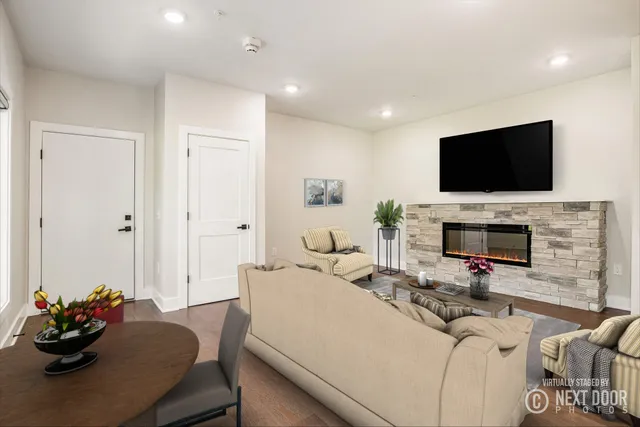 $487,400 | 826 Fairview Avenue Northeast, Unit 4, Grand Rapids, MI 49503