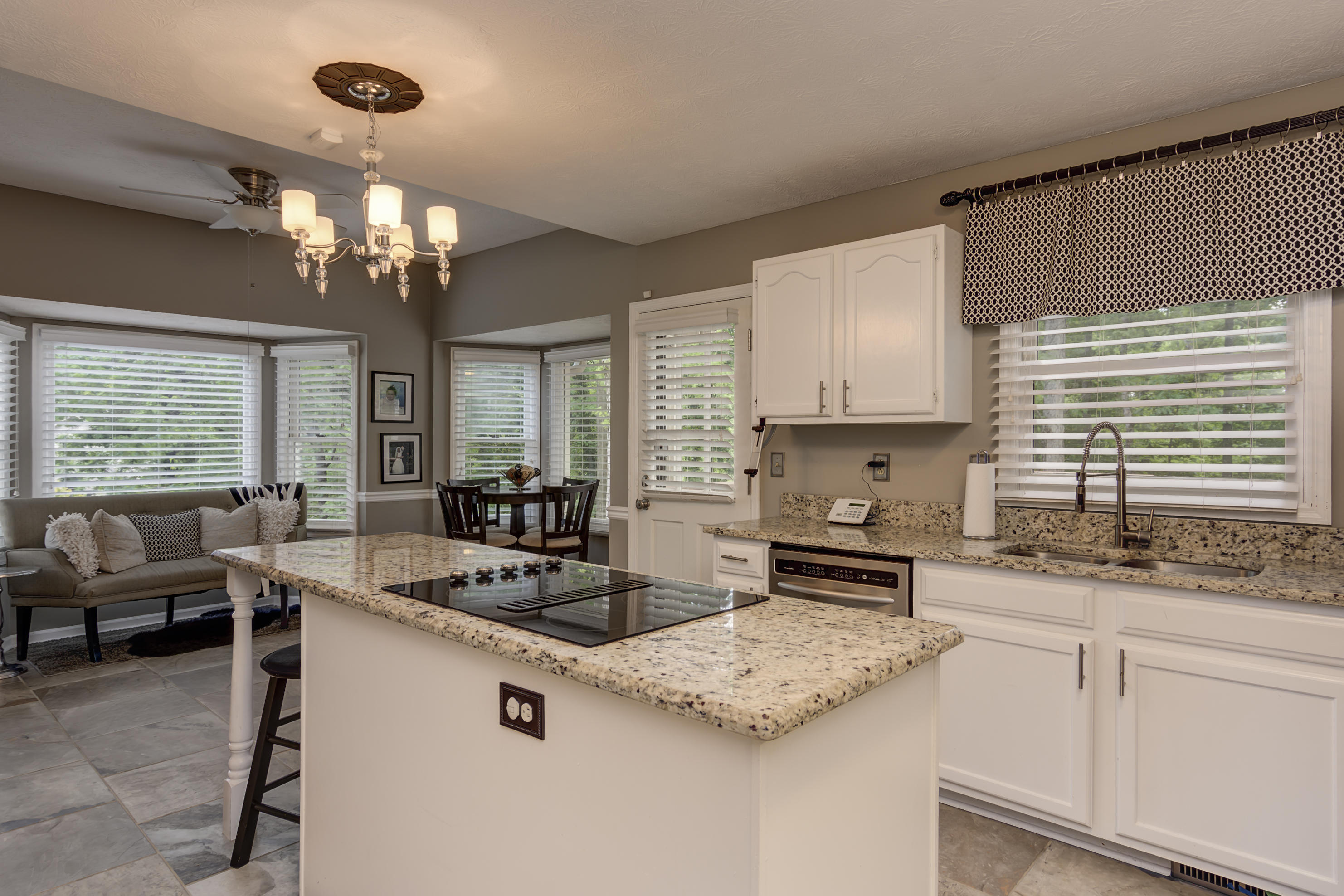 8601 Nubbin Ridge Road Knoxville, TN 37923 - Photo 11 of 34 8601_Nubbin_Ridge_111