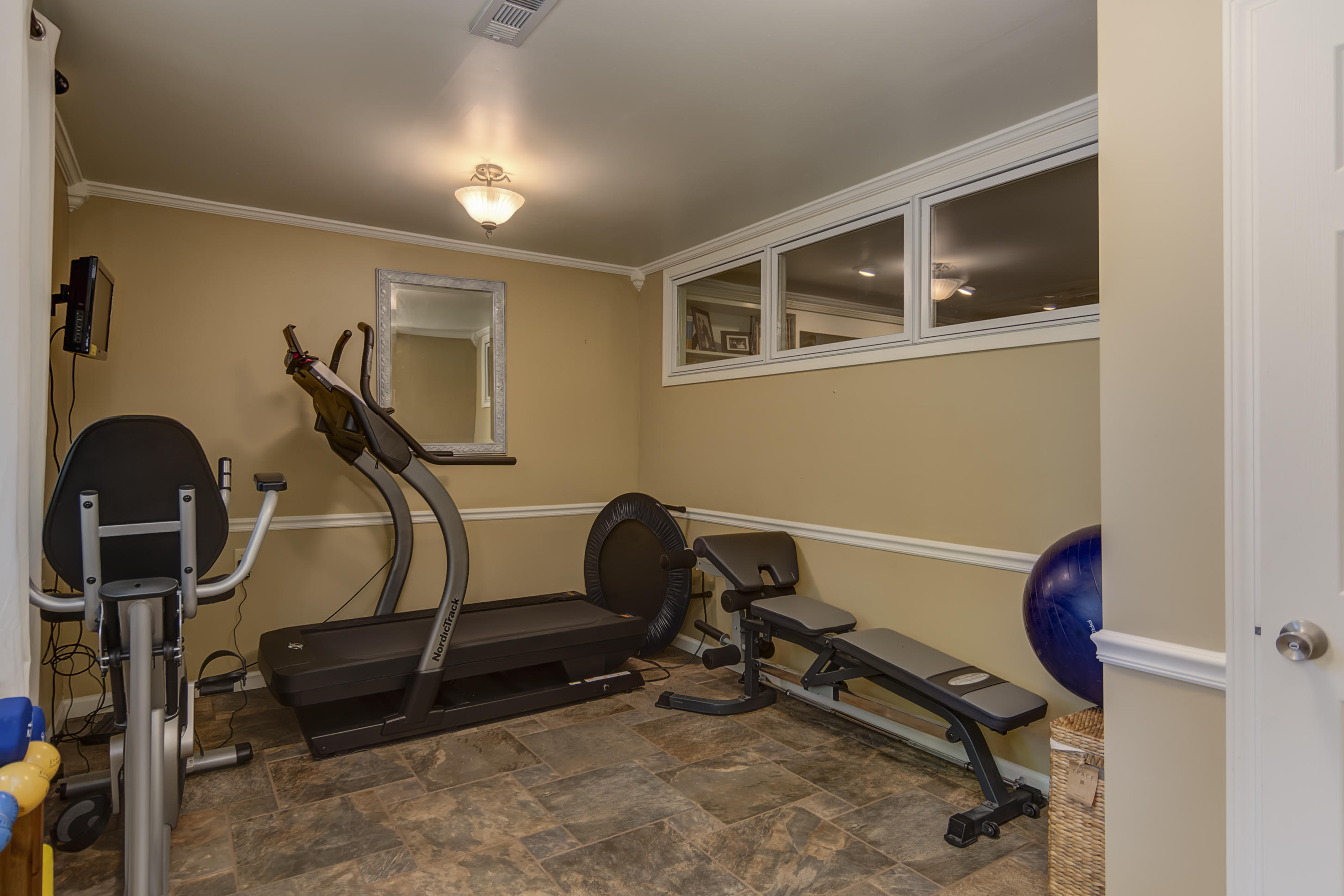 8601 Nubbin Ridge Road Knoxville, TN 37923 - Photo 28 of 34 8601_Nubbin_Ridge_128