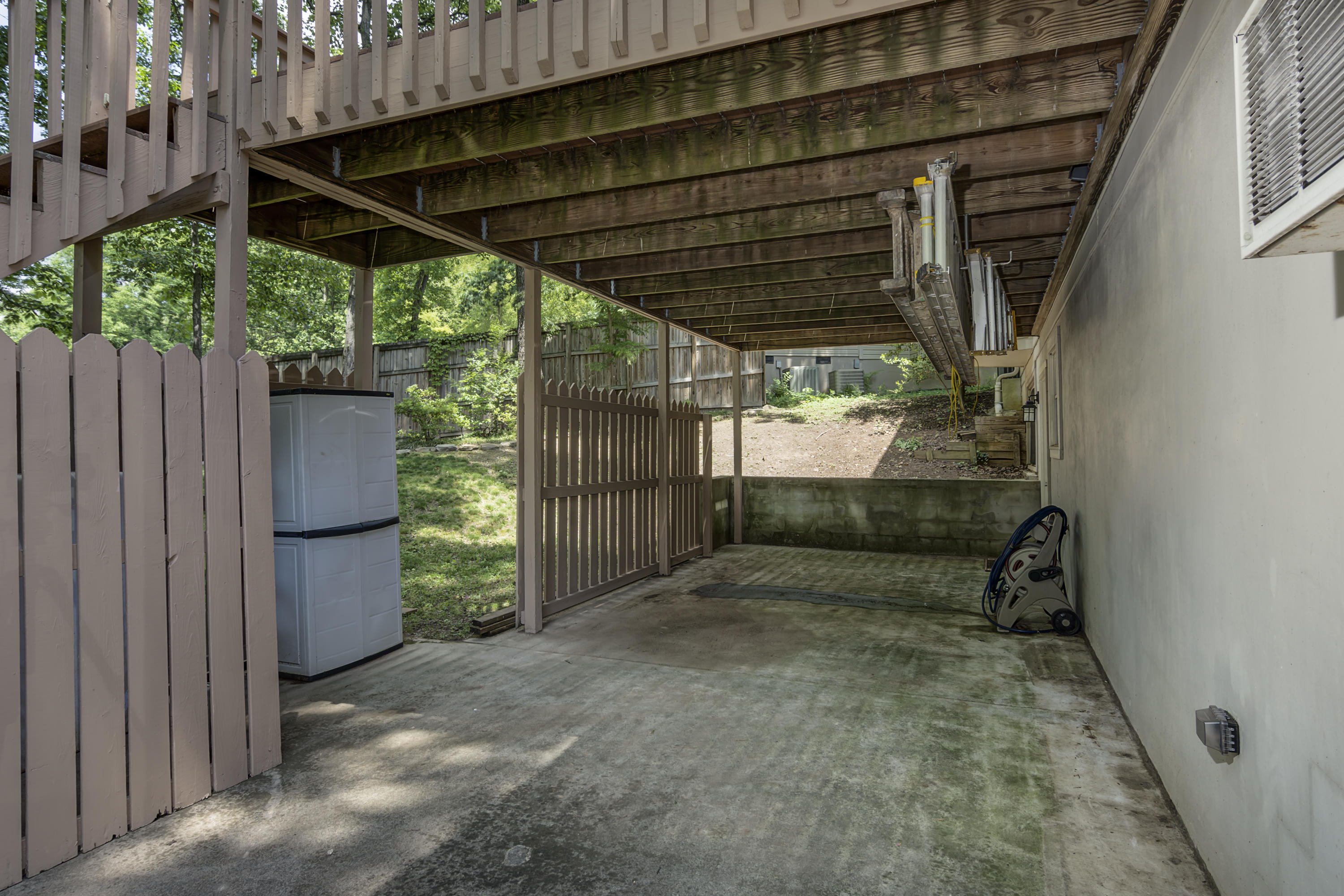 8601 Nubbin Ridge Road Knoxville, TN 37923 - Photo 31 of 34 8601_Nubbin_Ridge_131