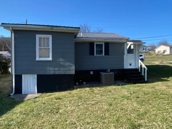 $159,900 | 127 Unaka Street, Greeneville, TN 37743