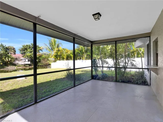 $454,900 | 4991 18th Court Southwest, Naples, FL 34116