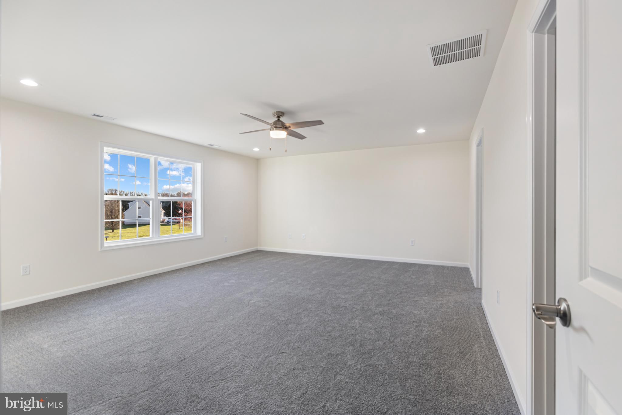 21625 Hackney Circle Lincoln, DE 19960 - Photo 28 of 46 a view of an empty room with a window