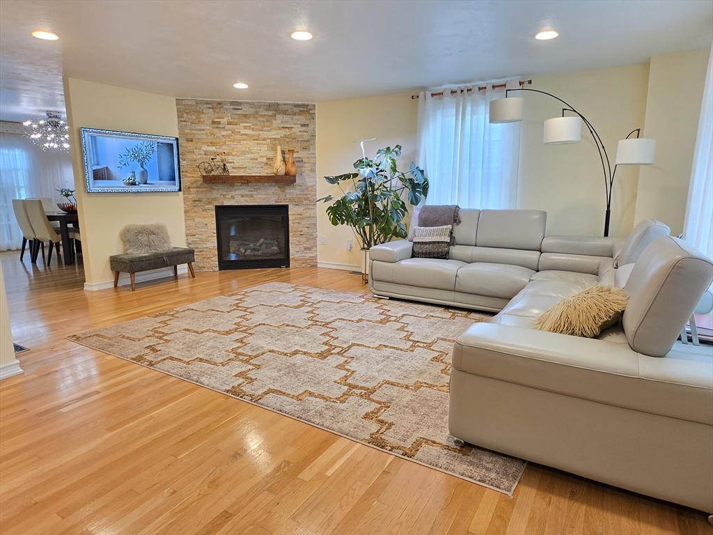 84 West Union Street Ashland, MA 01721 - Photo 7 of 41