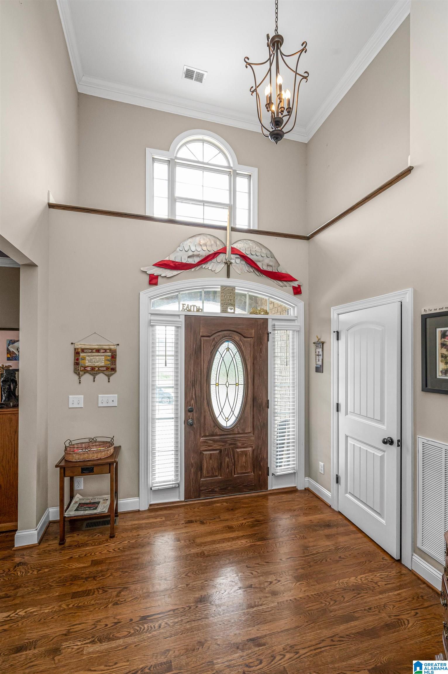 613 Overlook Road Fultondale, AL 35068 - Photo 5 of 56