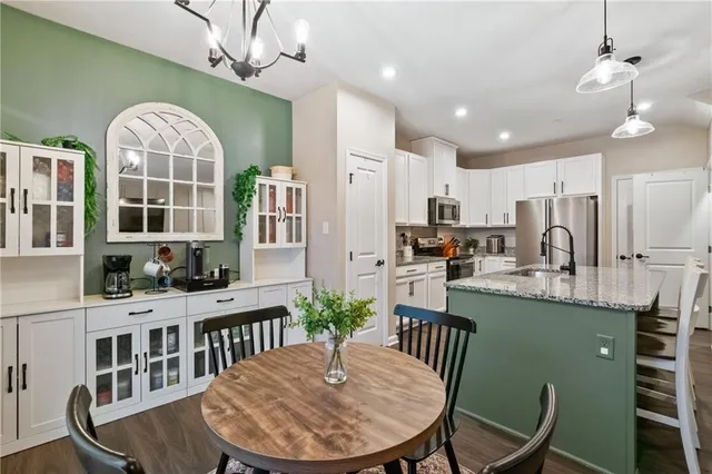 $389,900 | 209 Sierra Drive, Canonsburg, PA 15317