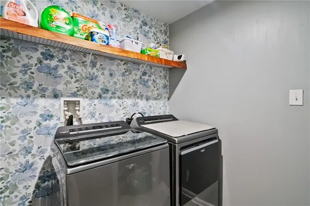 $389,900 | 209 Sierra Drive, Canonsburg, PA 15317