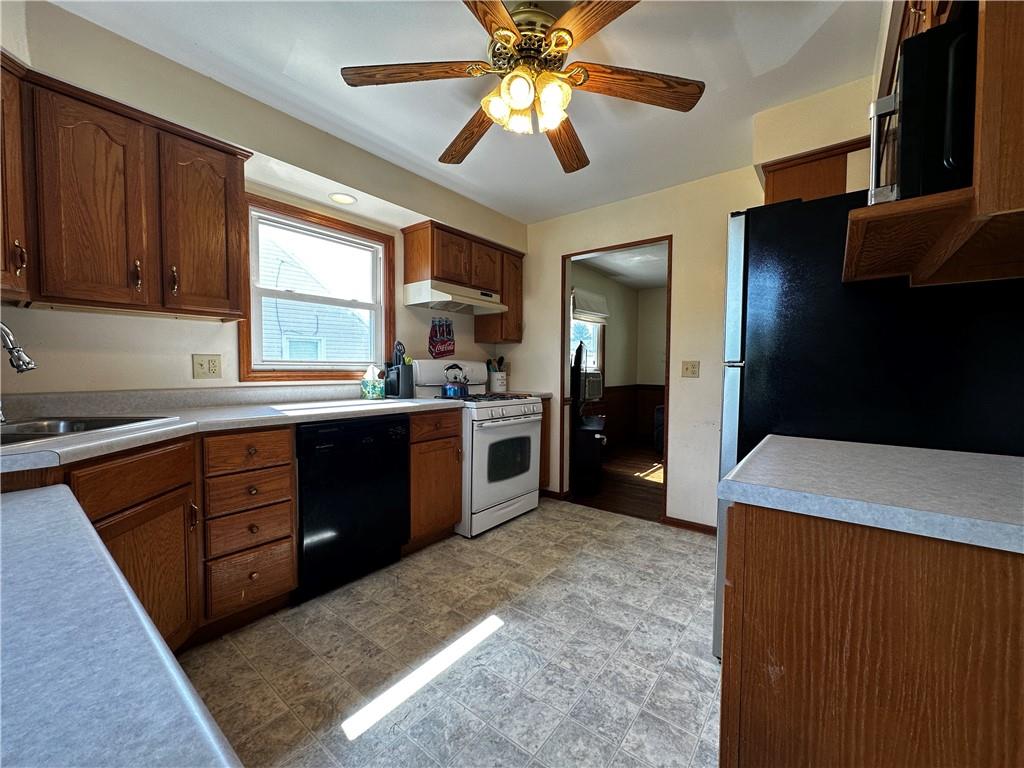 633 Crowder Avenue Sharon, PA 16146 - Photo 10 of 33