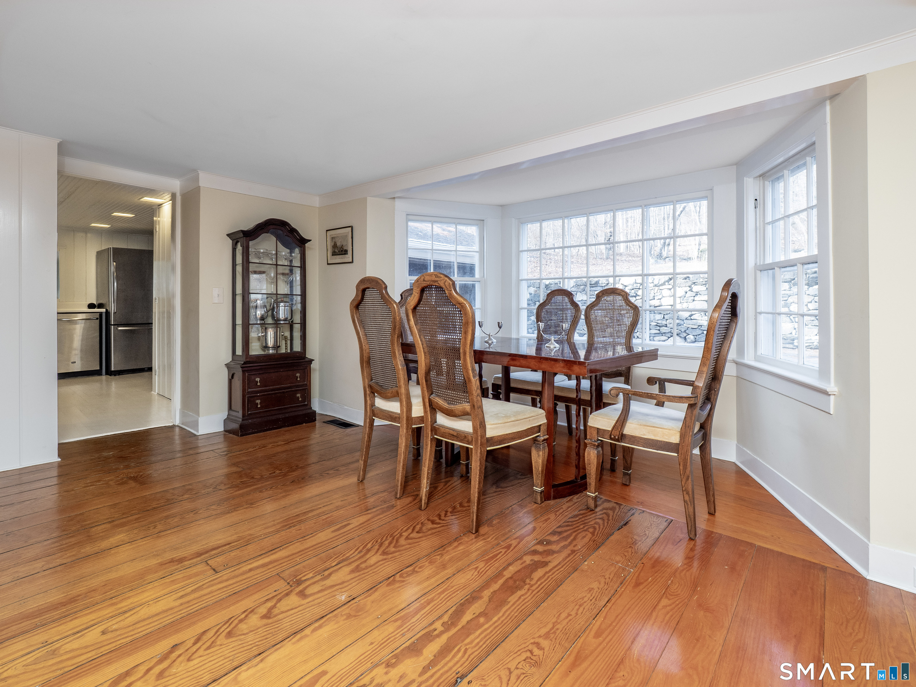 95 Peaceable Street Redding, CT 06896 - Photo 3 of 35