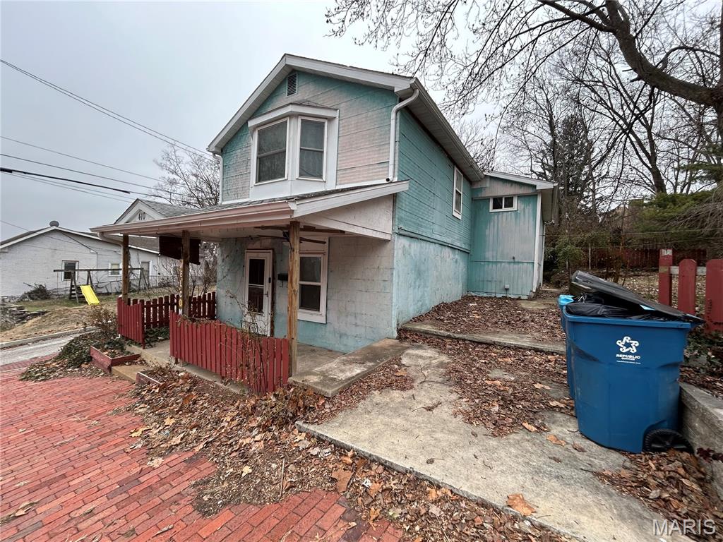 410 Cherry Street Alton, IL 62002 - Photo 3 of 33